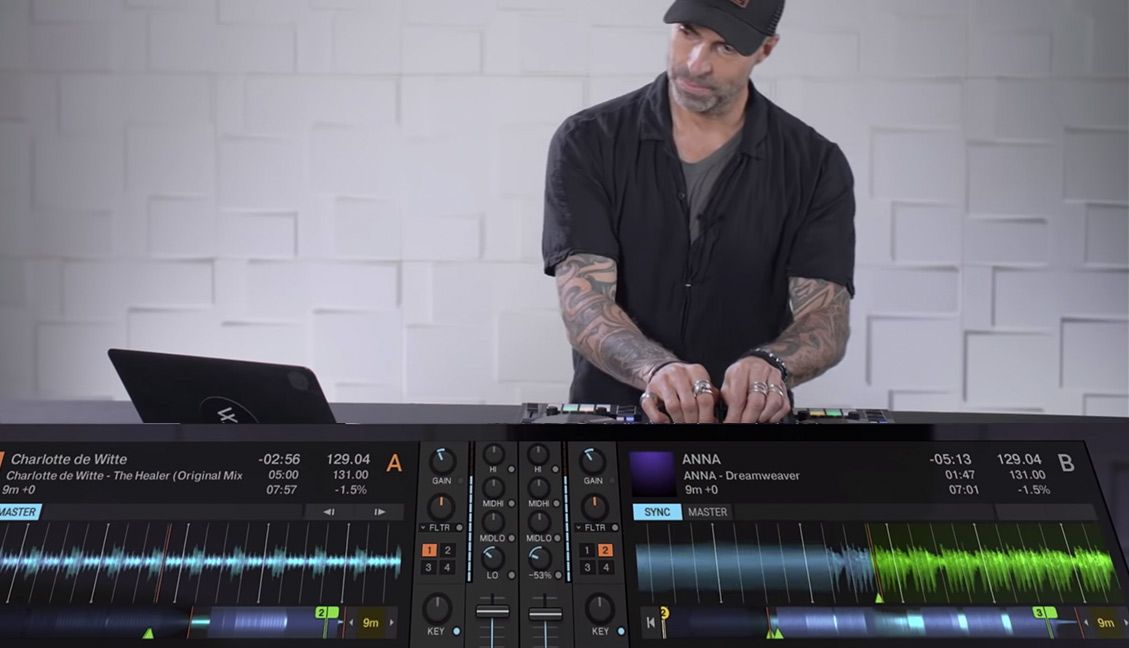 Chris Liebing demos Traktor Pro 3.2