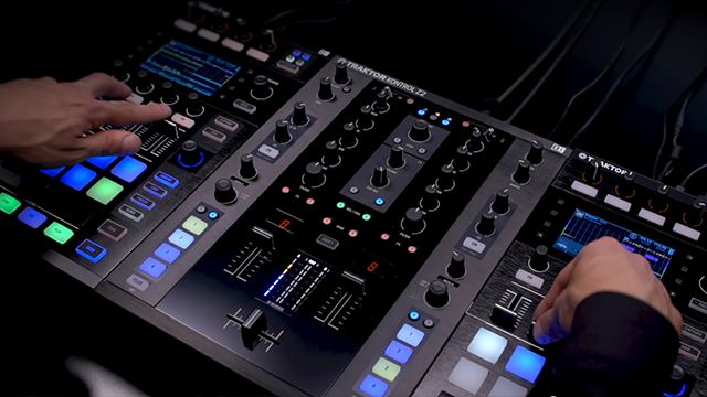 Traktor Stem Decks